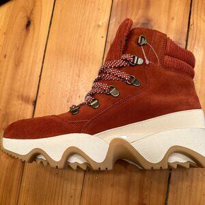 Sorel NWOT Boots
